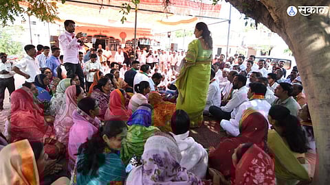 ncp supriya sule criticize state govt over water supply