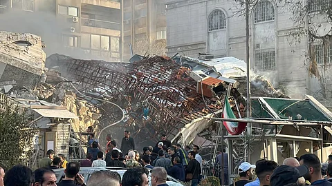 Iran vows to avenge deadly Syria strike blamed on Israel latest Marathi News