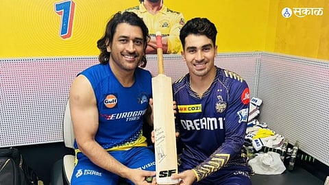 ms dhoni and rahmanullah gurbaz