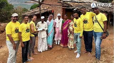 tourist contribute to balu chahadu renagade family of 2 lakh pune