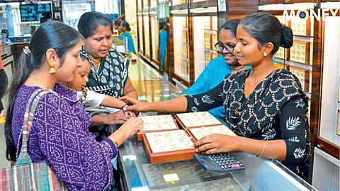 gold market 22 24 carat price marriage season investment