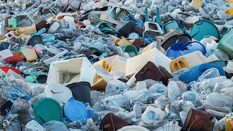 ‘प्लॅस्टिक’चा भस्मासूर खाईल ‘कार्बन बजेट’
