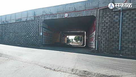 Completed service road on Bahadarpur underpass