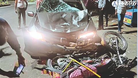 Vehicles in accidents.