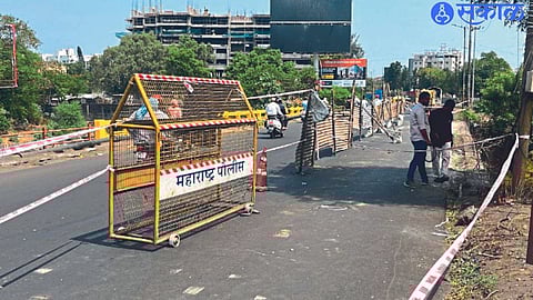 Work in progress for installation of protective wall along with barricading on Nasardi Bridge.