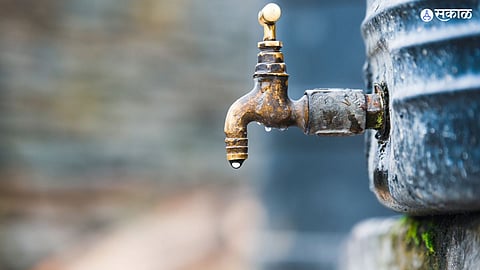 नांदेड जिल्हा परिषदेत पाण्याचा दुर्भिक्ष.