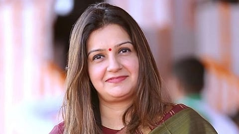 mp priyanka chaturvedi