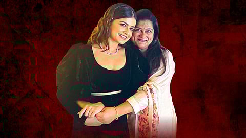 actress hemal ingale and mother dhanashri ingale