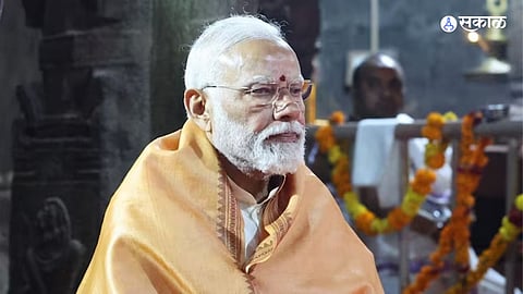 PM Modi : ध्यानमुद्रेत बसले पीएम मोदी; पुढचे ४५ तास अन्नाचा कणही घेणार नाहीत