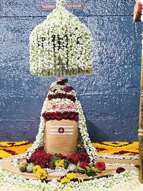 श्री बनेश्वराला तब्बल पाच किलो चंदनाची उटी