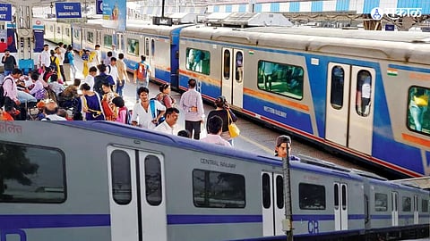 Mumbai Local News: एसी लोकल सुसाट, एका दिवसात तब्बल इतक्या लाख प्रवाशांनी केला प्रवास