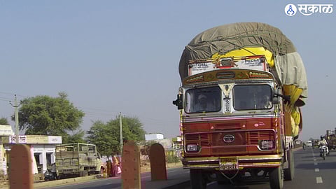 Truck (file photo)