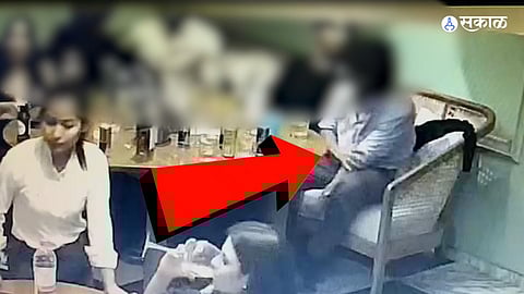 Pune Accident Updates : 'त्या' अल्पवयीन आरोपीचा अपघातापूर्वीचा पबमधला व्हिडीओ आला समोर; पब चालकासह इतरांवर गुन्हे दाखल