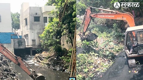 Ongoing cleaning of drains in Kisanraonagar. In the second picture, the cleaning of the Vivekananda Nagar drain