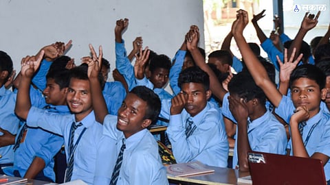 22 schools of chhatrapati sambhajinagar municipal corporation are full 2000 students educational facilities