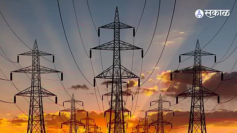 farmer was seriously injured after an electric wire fell on him in Shingve Ambegaon Taluka