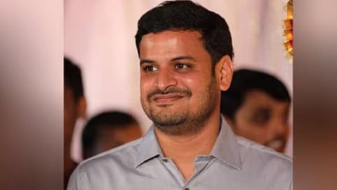 Anoop Dhotre : अकोला मतदारसंघात भाजपचे उमेदवार अनूप धोत्रे विजयी