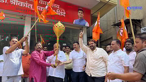 डॉ.शिंदें तिसऱ्यांदा खासदार; अशा प्रकारे उल्हासनगरात साजरा झाला विजय!