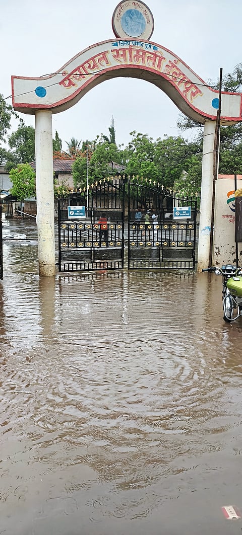 इंदापूर शहरासह तालुक्याच्या विविध भागात वरुणराजाची हजेरी