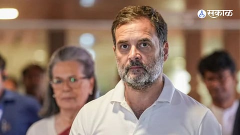 Rahul Gandhi accuses BJP of dynasty politics calls Union Cabinet parivar mandal marathi news