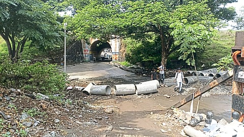 आकुर्डीतील भुयारी मार्गाचे काम संथगतीने