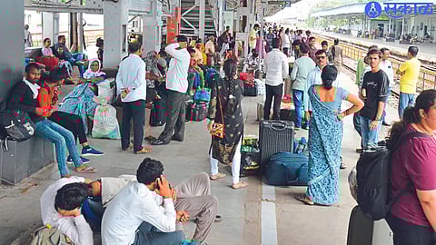 Passengers stranded at Central Railway's Washind railway station as several trains ran late due to disruption of railway traffic due to mud and trees falling on the track.