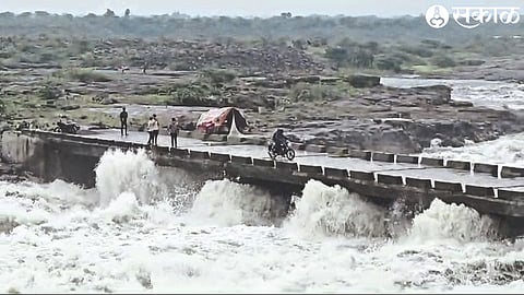 bridge of Nandurmadhmeshwar