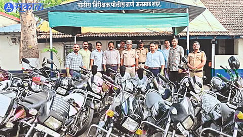 Police officers, personnel including suspects caught with motorcycles stolen cars.