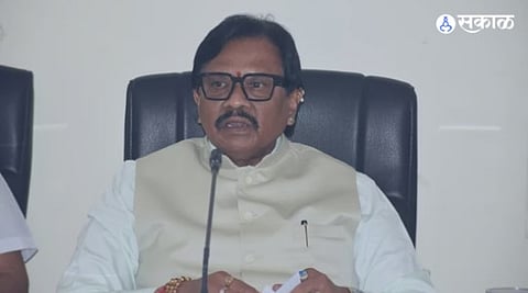 Shinde govt minister Dharamraobaba Aatram donated 250 acres of land to Company marathi news