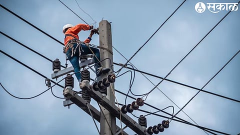 Electricity workers while working on the channel
