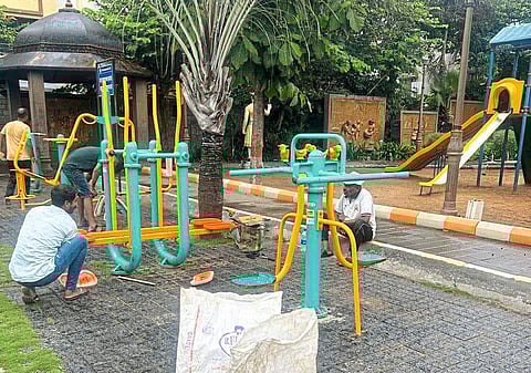 शितोळे सरकार उद्यानातील
ओपन जिम साहित्याची दुरुस्ती