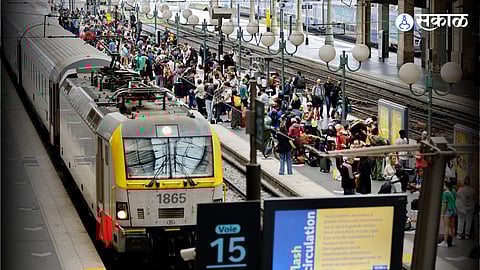 Arson attacks target France train network