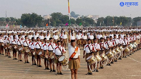 संघ स्वयंसेवक, सरकारी नोकरी आणि 'तो' आदेश