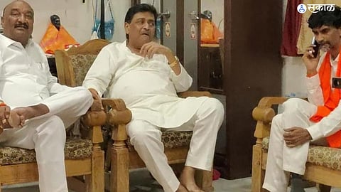 Ashok Chavan And Sandipan Bhumare Meets Manoj Jarange Patil
