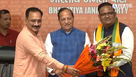 BSP leader Raj Kumar Anand joins BJP Delhi Politics marathi news rak94