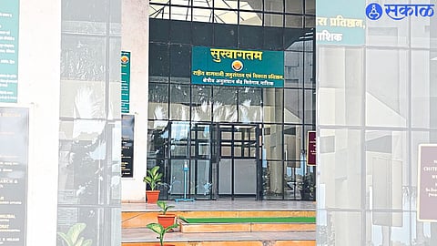 Nashik center in Vijanwas; administration in hands of Delhi.