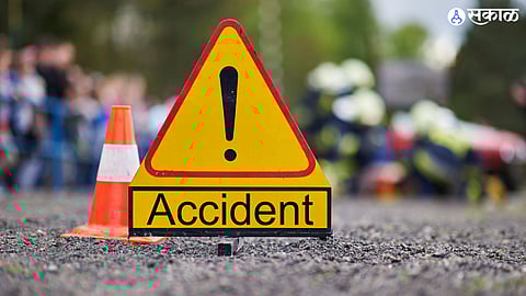 car rammed into hotel and the worker who was filling the water lost his life