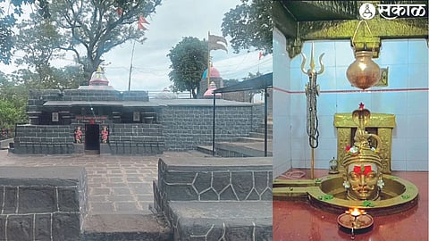 Ancient Hemadpanthi Vaijnath Mahadev Temple here. The magnificent Shiva idol of the Mahadev temple here.