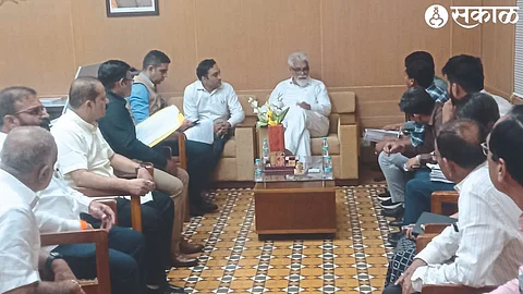 Guardian Minister Dada Bhuse, Divisional Commissioner Dr. Praveen Gedam, Collector Jalaj Sharma etc. while interacting with Kikvi dam victims.