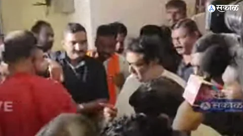 Raj Thackeray: धाराशिवमध्ये राज ठाकरे मुक्कामी असलेल्या हॉटेलमध्ये राडा; कार्यकर्ते आक्रमक, नेमकं काय घडलं?