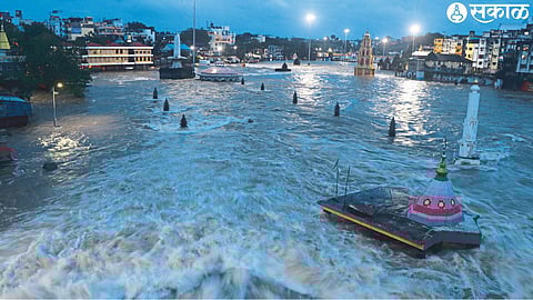 Temples on Ram Tirtha were submerged in Godavari on Monday due to continuous rains and flood from Gangapur Dam.