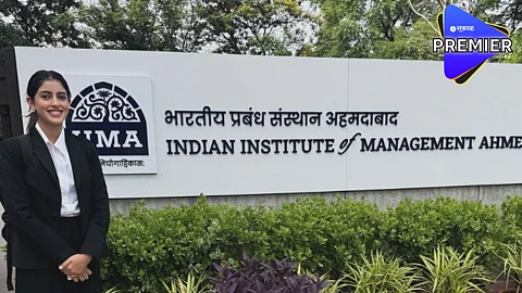 Navya Naveli Nanda : IIM अहमदाबादमध्ये कोटामधून मिळाला का अमिताभ यांच्या नातीला प्रवेश ? कॉलेजचे प्रोफेसर म्हणाले...
