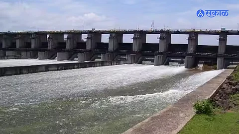 Isapur Dam: ‘इसापूर’चे तीन दरवाजे उघडले; ३०३९ क्युसेकने पाण्याचा पैनगंगा नदीपात्रात विसर्ग