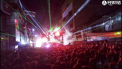 laser light in ganpati procession