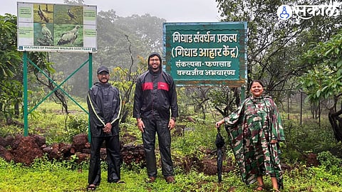 Raigad : रायगड जिल्ह्यातील गिधाडांचे रेस्टॉरंट; संवर्धन व संशोधनासाठी प्रभावी पाऊल