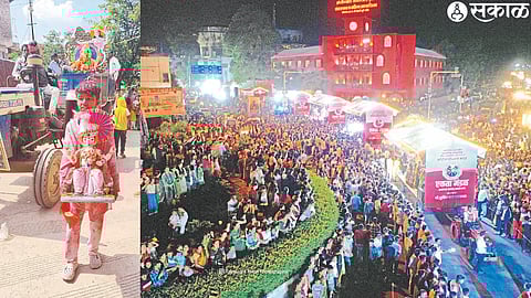 Baby saying goodbye to beloved father. Eye-catching procession of Ekta Mandal.