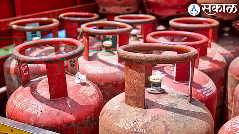 Free cylinders to 2 lakh 51 thousand 277 women under Annapurna Yojana