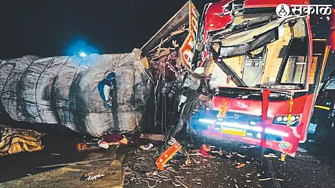 An accident involving a luxury bus and a truck at Vani Chauphuli