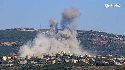 Israel Lebanon War: इस्राईल हल्ल्याच्या भीतीने दक्षिण लेबनॉनमधील हजारो नागरिक विस्थापित, महामार्गांवर रांगा