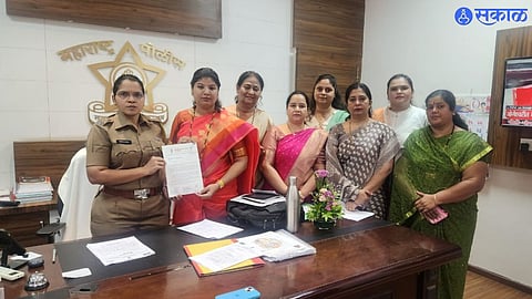Visakha Raut, Sheetal Devrukhkar, Rita Wagh, MLA Rituja Latke, Adv. Ekta Khair.